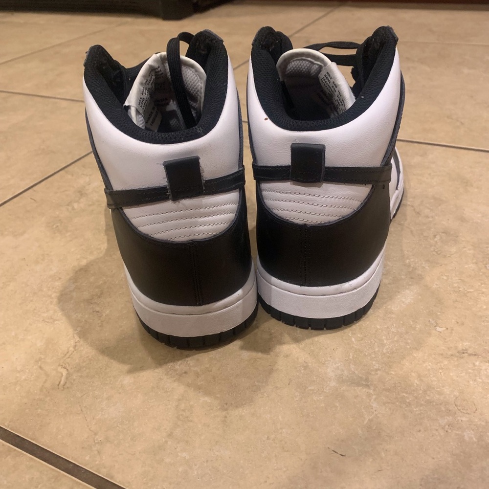 Excellent condition! Mens high top Nike Dunks size 10 - Picture 4 of 7